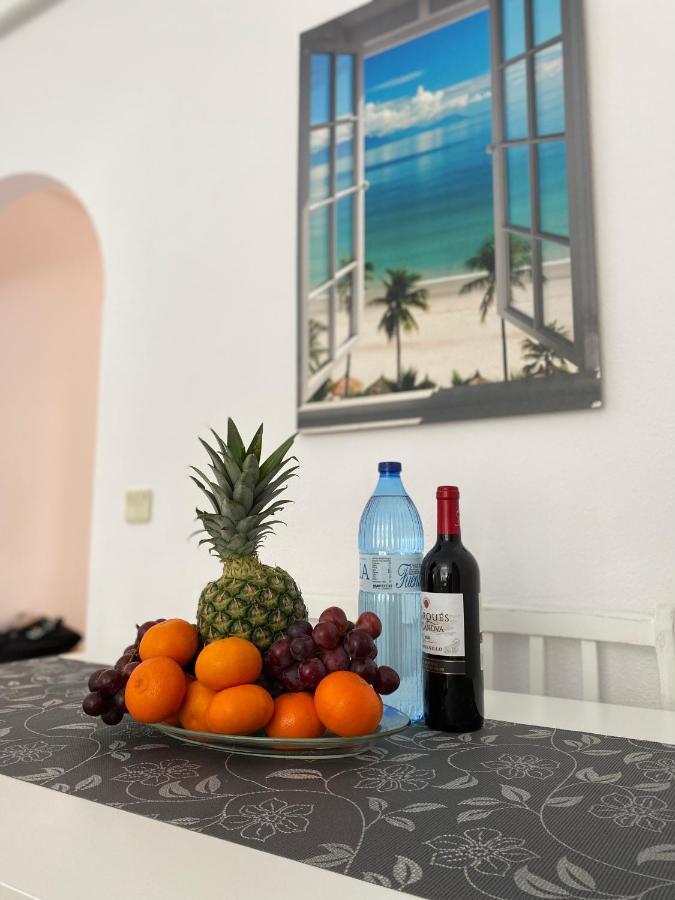 Sunshine Apartment Торевиеха Екстериор снимка