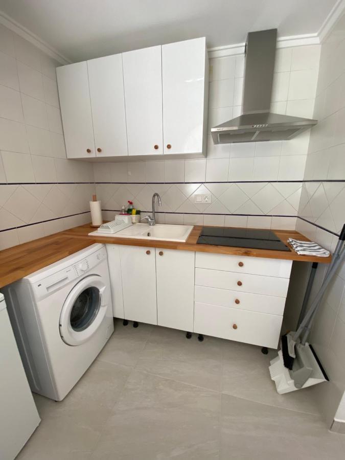 Sunshine Apartment Торевиеха Екстериор снимка
