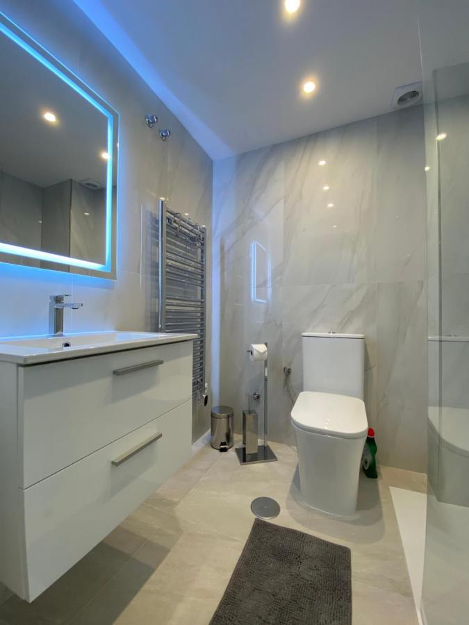 Sunshine Apartment Торевиеха Екстериор снимка