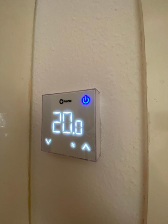 Sunshine Apartment Торевиеха Екстериор снимка